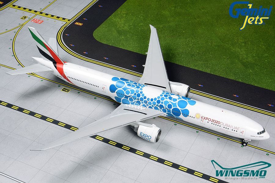 GeminiJets Emirates Blue Expo 2020 Boeing 777-300ER 1:200 G2UAE776