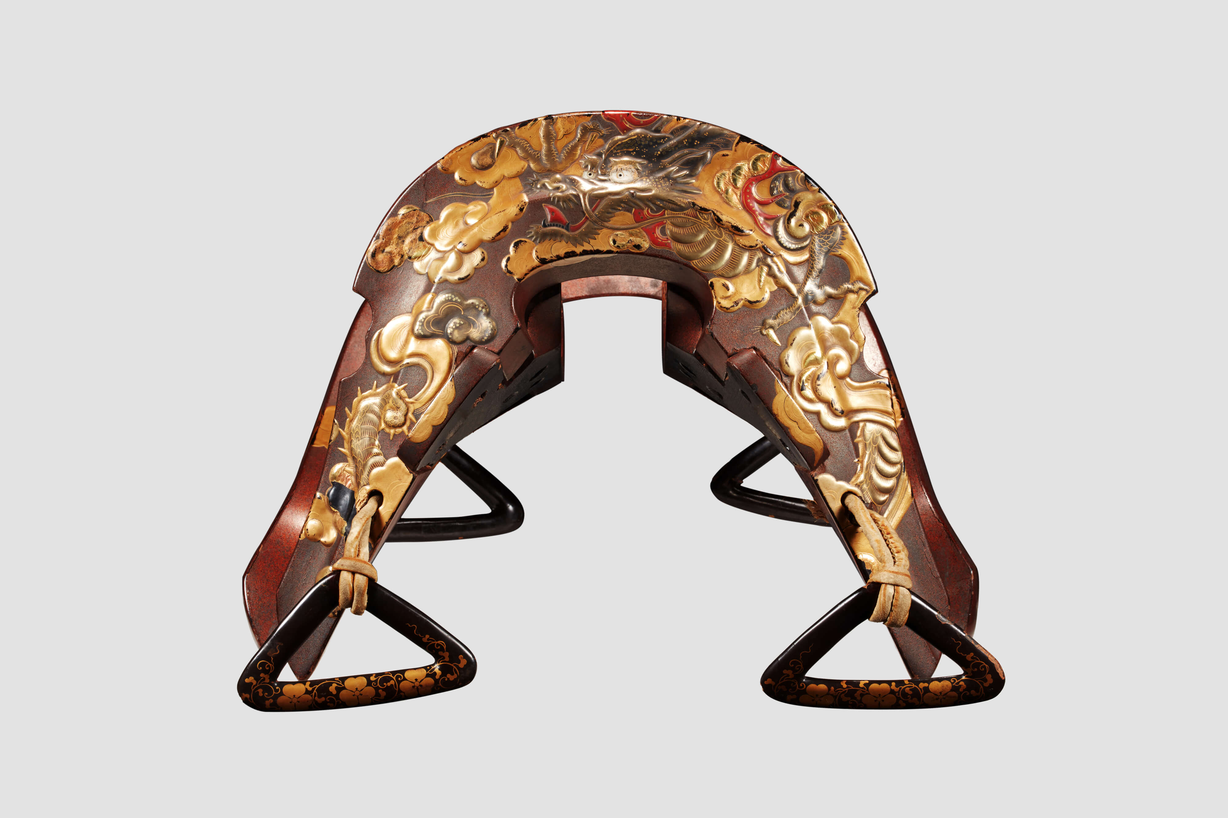 沃懸地雲龍蒔絵鞍／ホームメイト