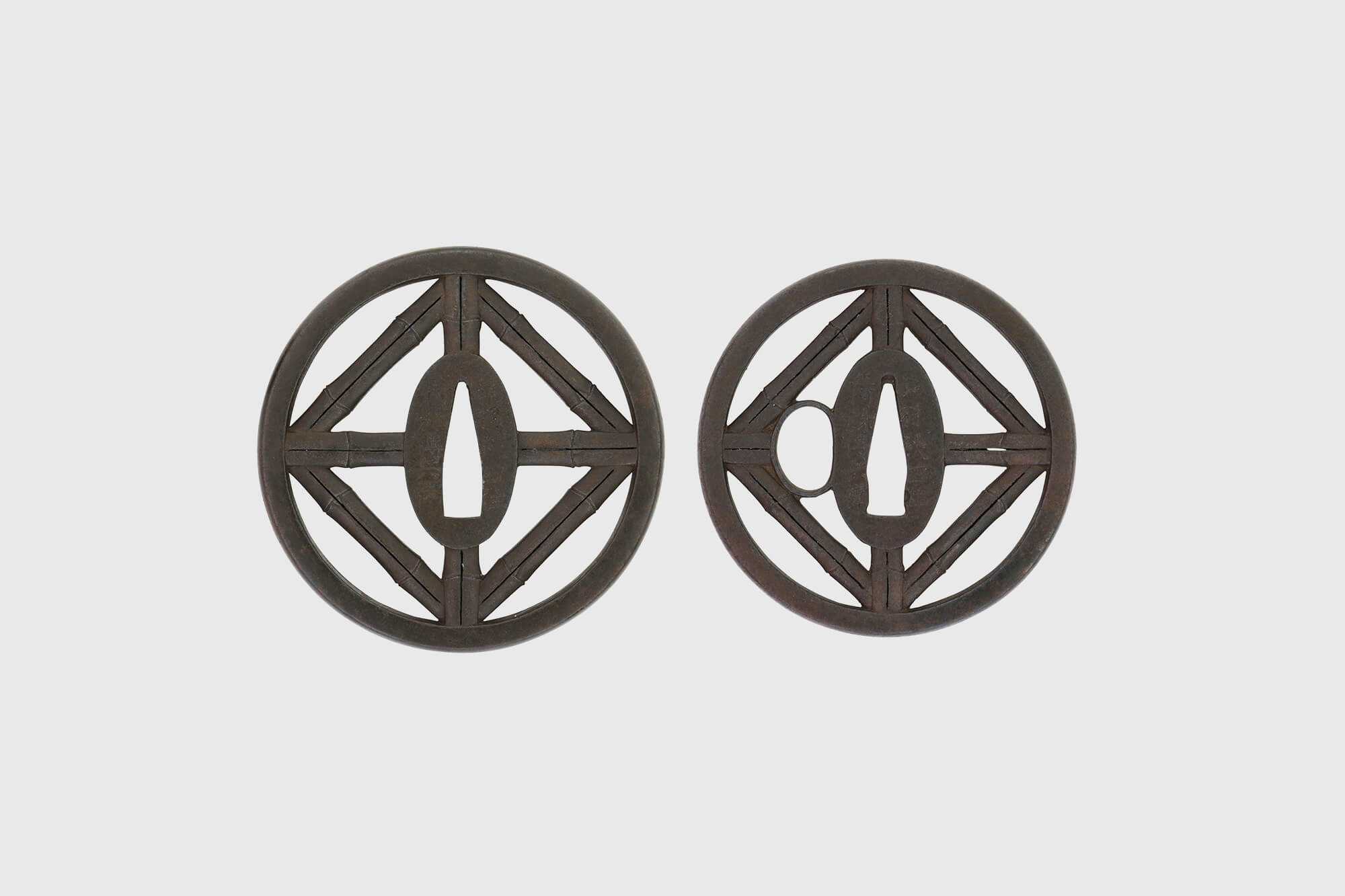 組竹透大小鍔 銘 出羽秋田住正阿弥伝兵衛／ホームメイト