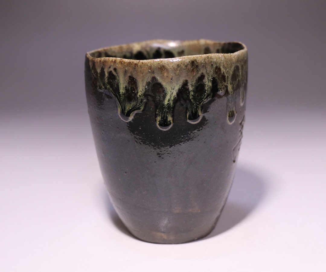 馬場隆志 作 「黒備前湯呑（左馬）」 ～備前焼専門卸小売店 川口陶楽苑～