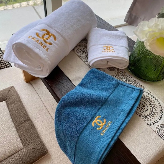 シャネル白ブルーフェイスタオルとバスタオル 2点セット 家庭用ホテル