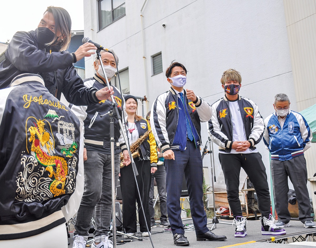 定番柄に昔日のシンボルも ドブ板スカジャン第2弾販売 | 横須賀・三浦