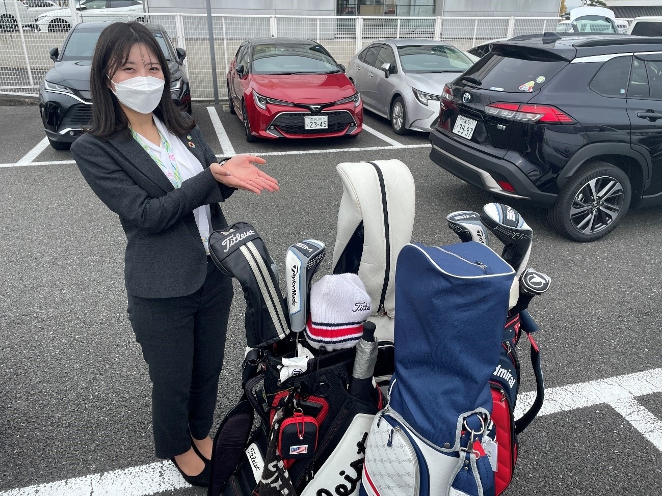 ゴルフバッグが何個積めるかやってみた「新型クラウン編」【トヨペット