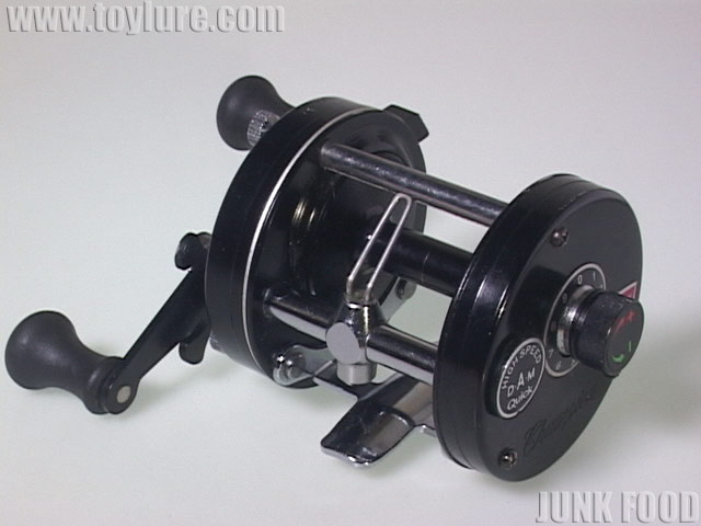 JUNK FOOD item: R-10167 Quick800LW Champion ダムクイック800LW