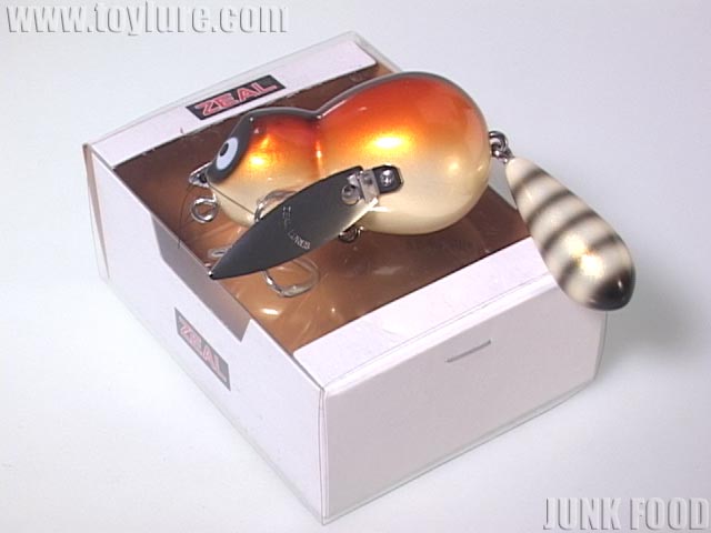 JUNK FOOD item: J-37988 ウッド デカアライくんクローラー