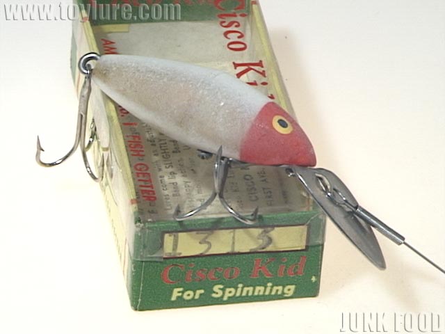 JUNK FOOD item: T-1870 Cisco-Kid シスコキッド