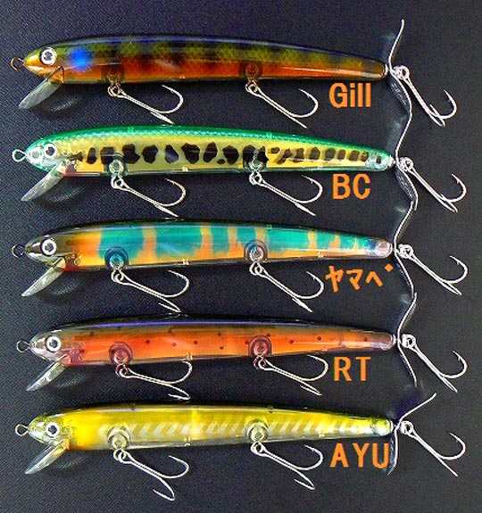 今月のZEALはレギュラーサイズのアライ君WOODとスピンテールマレオの