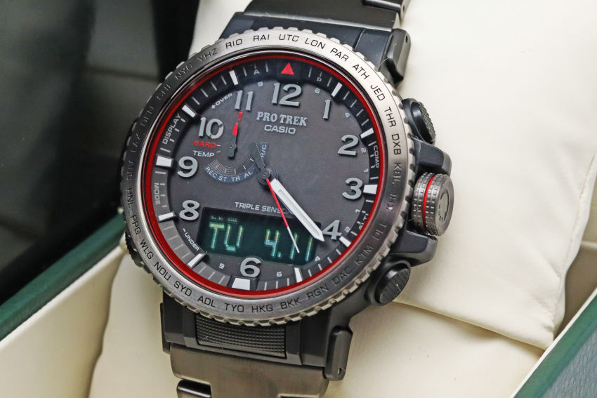 カシオ プロトレック ファイヤー・フォール PRW-50YT-1JF 「炎の滝