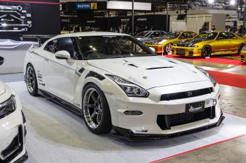 NISSAN GT-R NISMO詳細情報|日産｜オンラインオートサロン