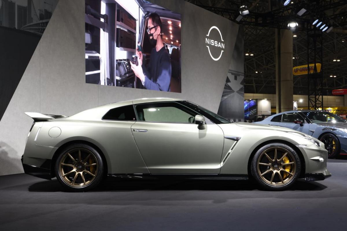 NISSAN GT-R詳細情報|日産｜オンラインオートサロン