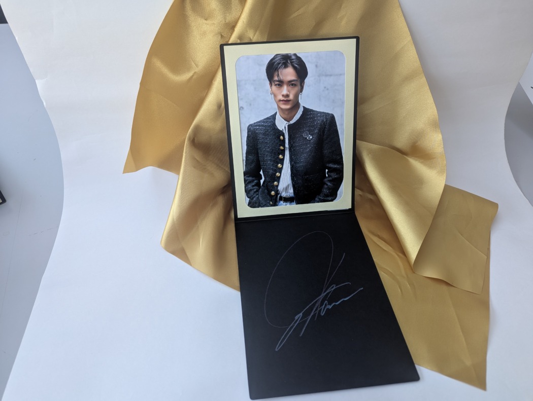 プレゼント】THE RAMPAGE 川村壱馬さんの直筆サイン入りフォトカード1