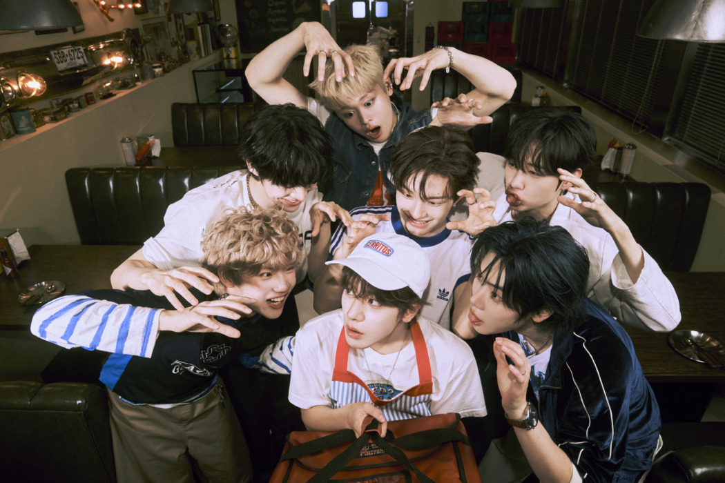 CLOSE YOUR EYESが2nd ミニアルバム発売記念特典会・FC会員限定