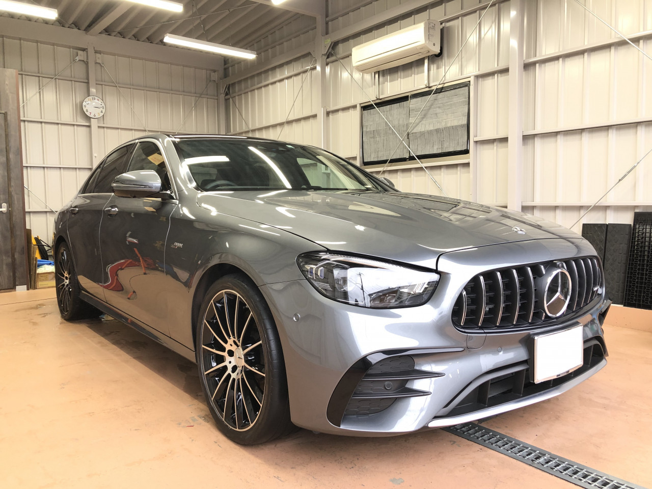 ご依頼作業：Mercedes AMG E53(W213後期モデル) 室内異音低減作業 その