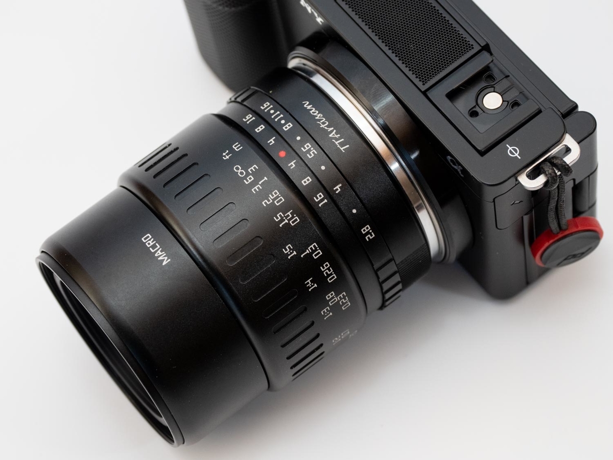 コンパクトで写りの良い等倍マクロ TTArtisan 40mm F2.8 マクロレンズ