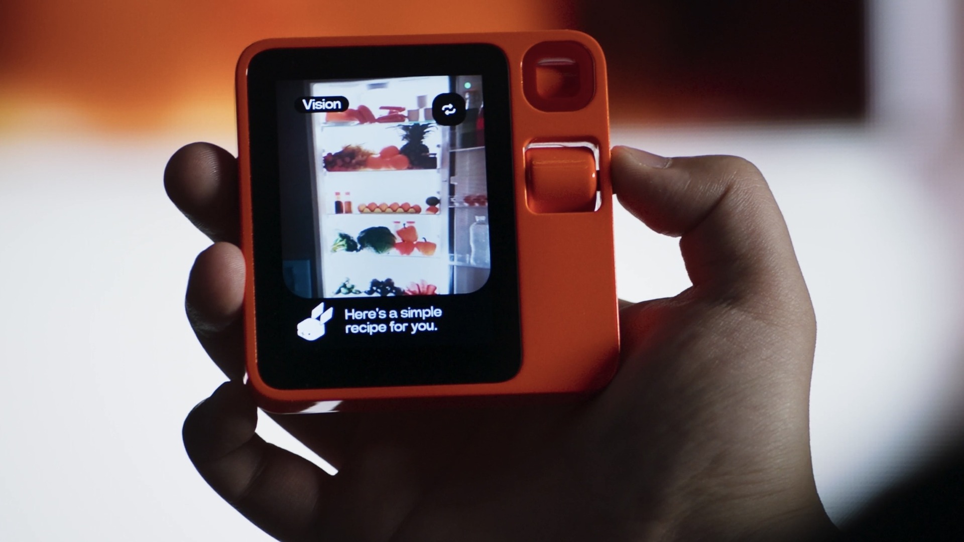 モバイルAI端末rabbit r1発表。ウサギAIがアプリを代わりに操作して