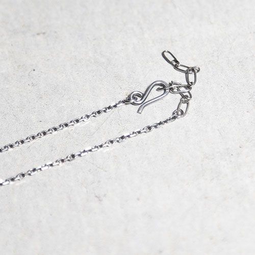 gunda - ステルスクロスネックレス / シルバー / STEALTH CROSS