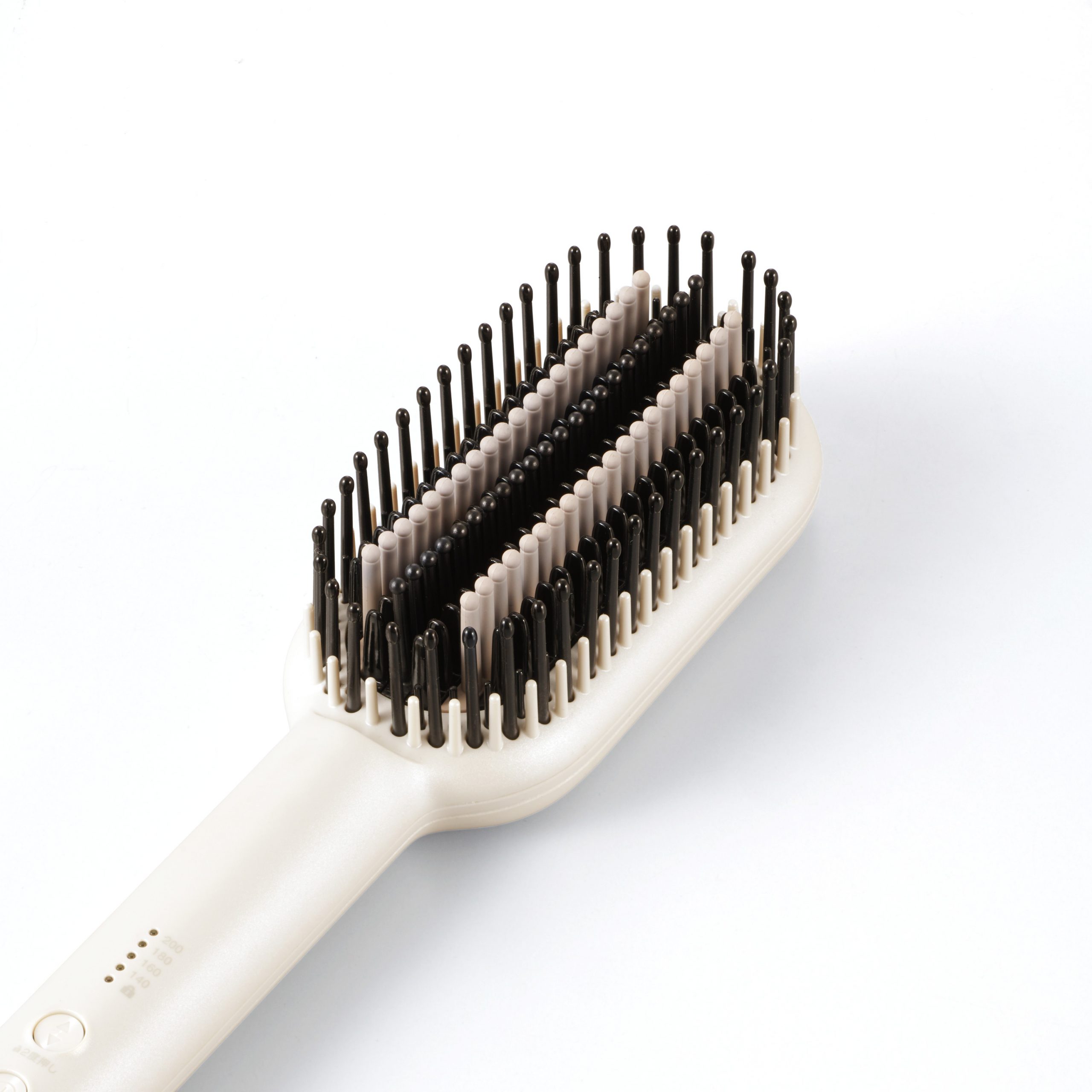 マイナスイオン ストレートブラシアイロン｜TB560A｜美容・キッチン