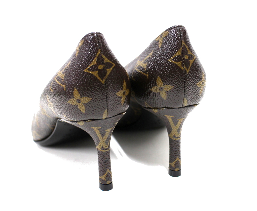 LOUIS VUITTON/ルイヴィトンよりモノグラム柄のパンプス入荷致しました