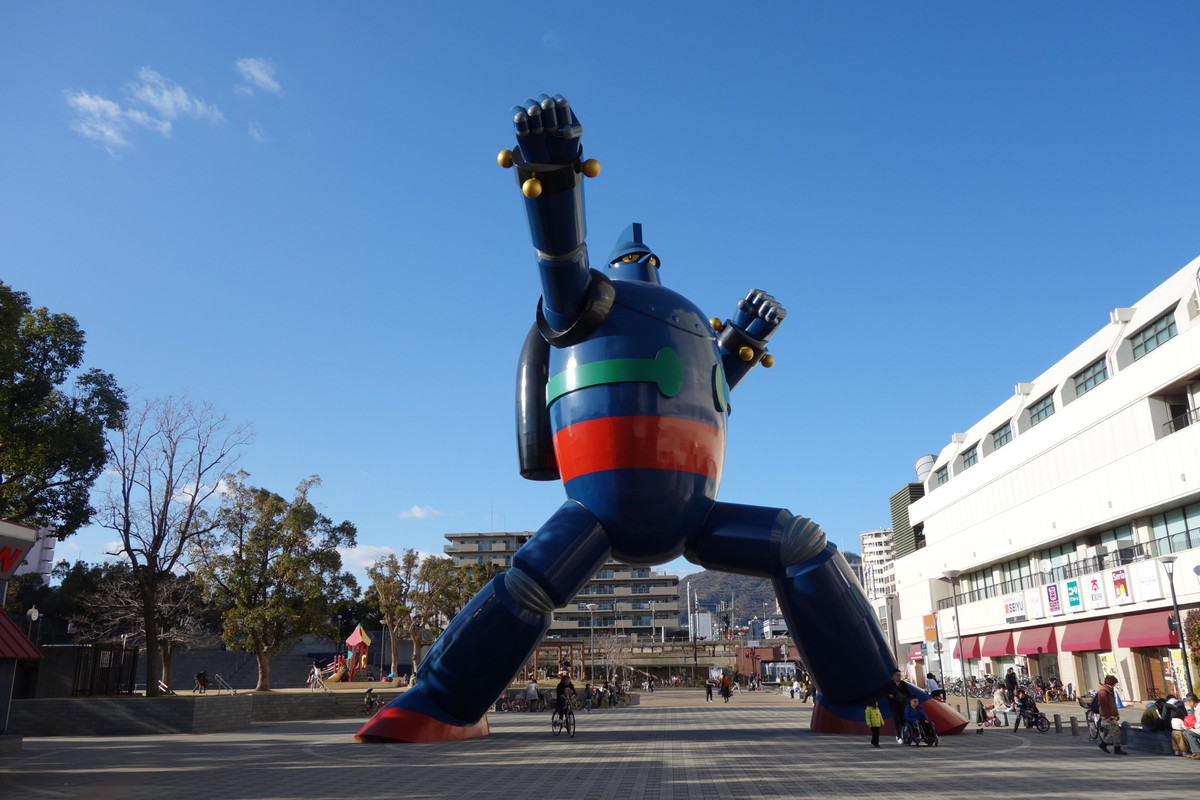 鉄人28号モニュメント（兵庫県神戸市）の見どころ・アクセスガイド