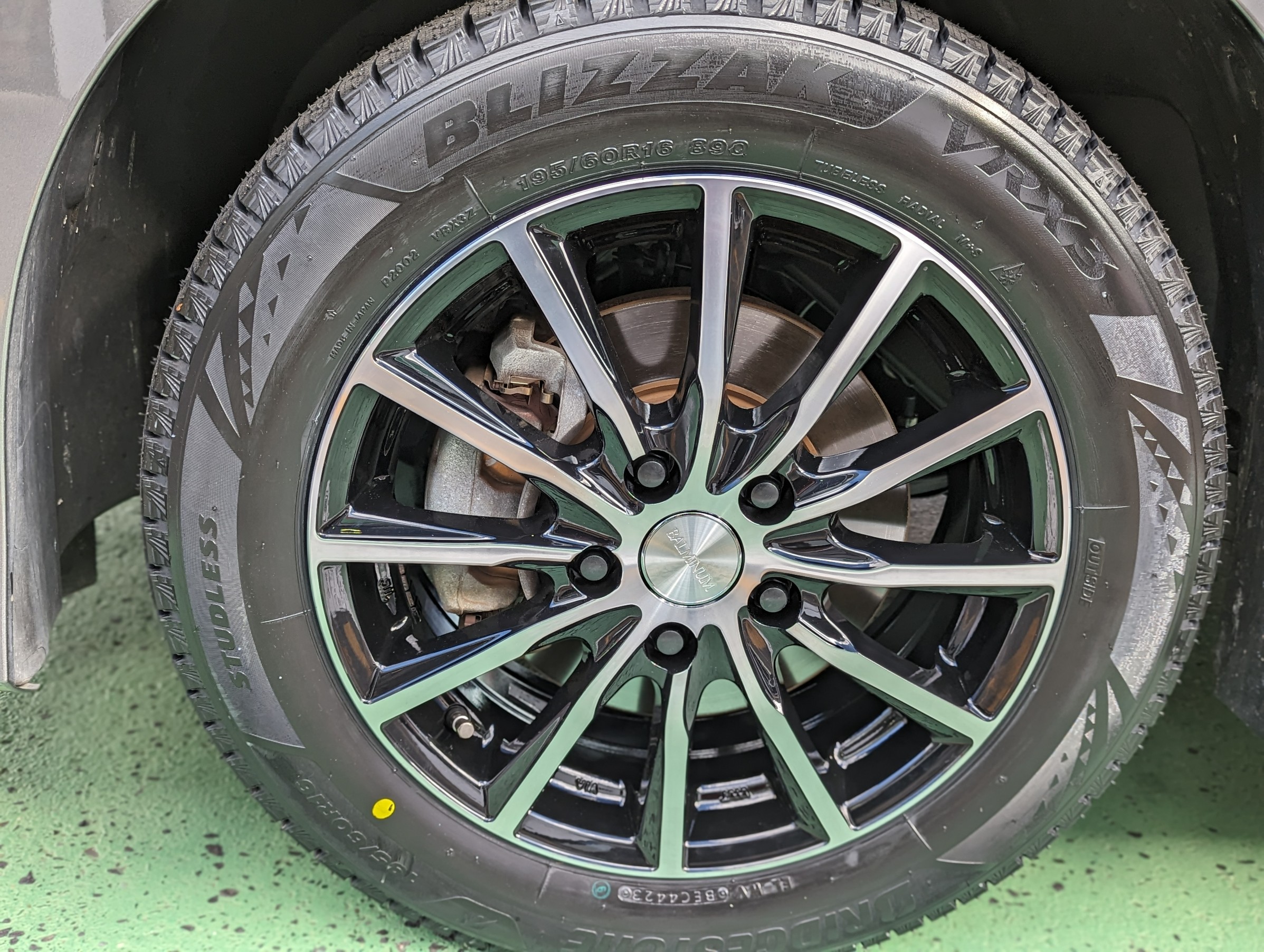 セレナのご紹介です | 店舗おススメ情報 | タイヤ館 上田（長野県）