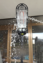 屋外用遠赤外線ヒーター ルッチョラ | 防塵・防水のスポット暖房機器