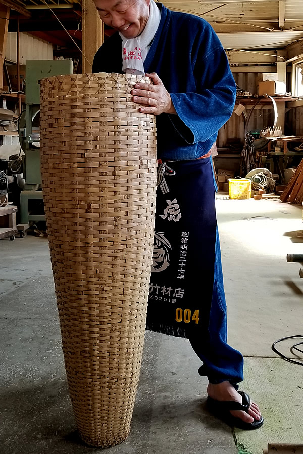 続・鰻筌を編む熟練竹職人 - 竹虎四代目がゆく！