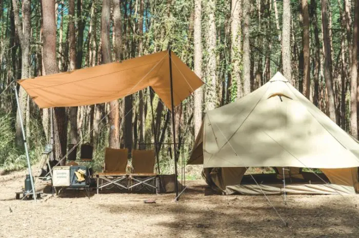 LOGOS（ロゴス）のタープで快適キャンプ！おすすめアイテム7選| TAKIBI