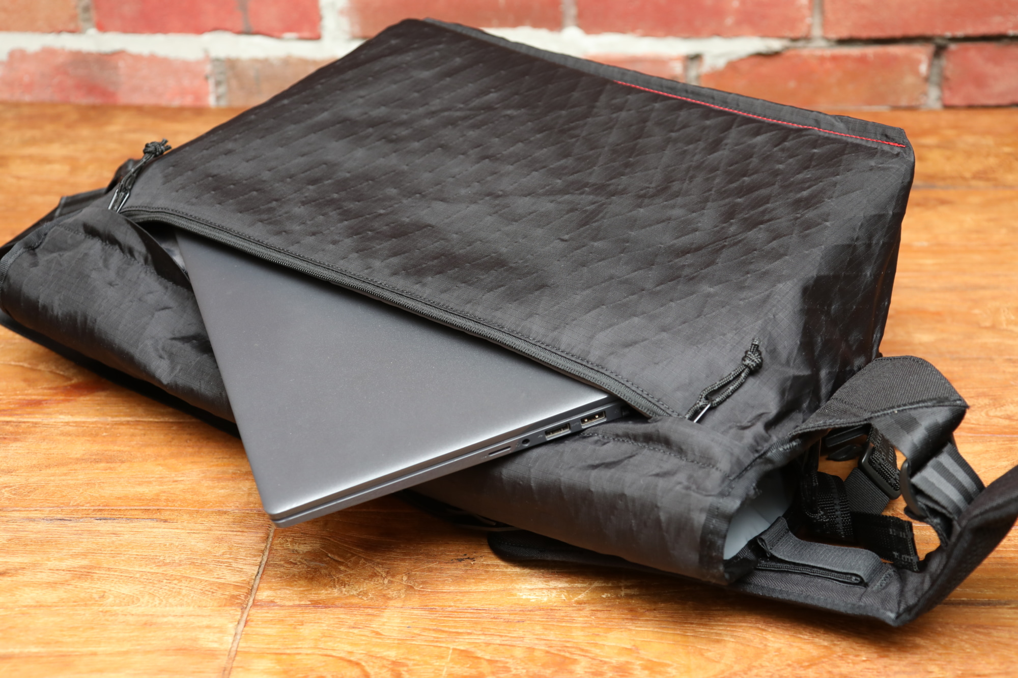 バイク乗りに勧めたいメッセンジャーバッグはコレ！ ‟CHROME BURAN 3