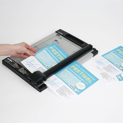 たのめーる】カール事務器 ディスクカッター A4 10枚裁断 DC-200NA 1台