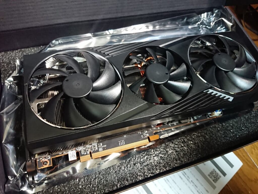 RD-RX6800XT-E16GB/TPのレビュー！安く、高い性能を誇るRX6800 XTの
