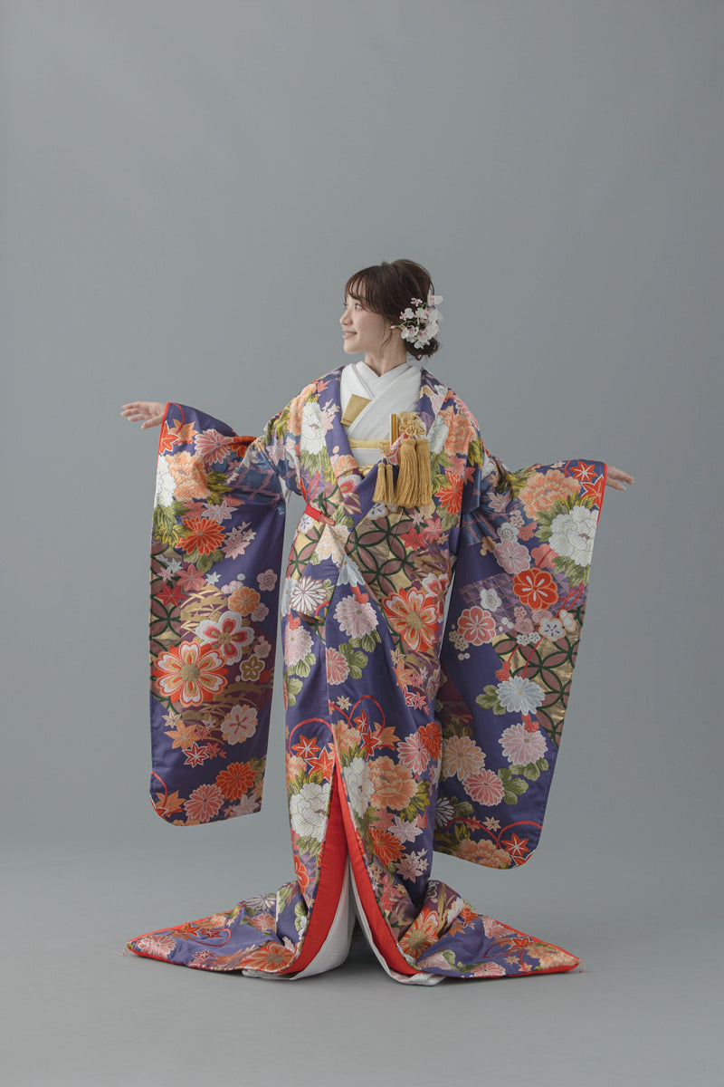 牡丹菊梅に七宝｜白無垢・色打掛レンタルなら結婚式着物専門の【THE