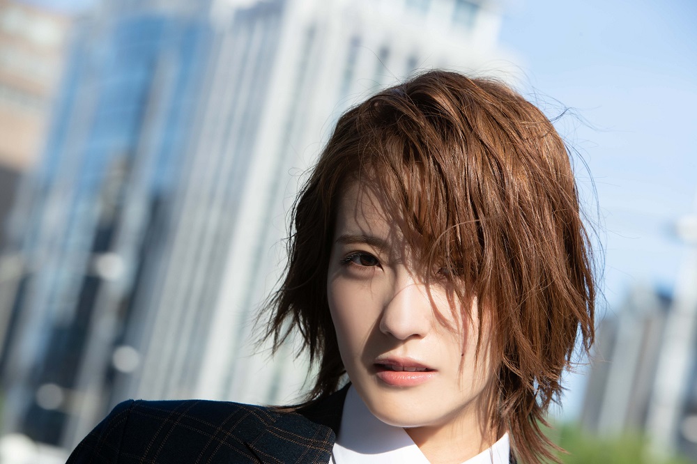 早川夢菜の初水着グラビアも！ 『めっちゃ！NMB48』表紙＆掲載カット