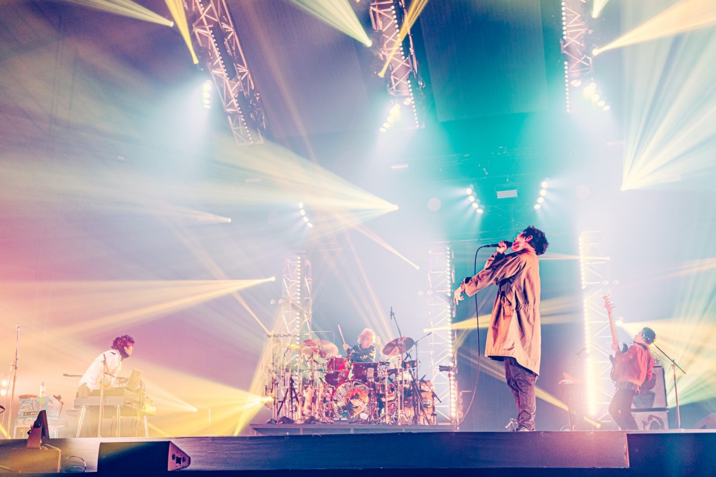 King Gnu、全国アリーナツアー『King Gnu Live Tour 2021 AW』を完走