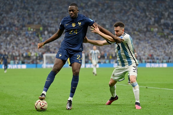 いつか先輩ファン・ダイクのようなDFに リヴァプールで学ぶコナテは仏