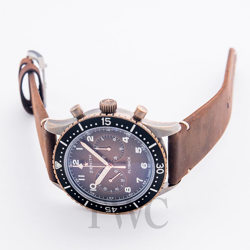 29.2240.405/18.C801 Zenith Pilot