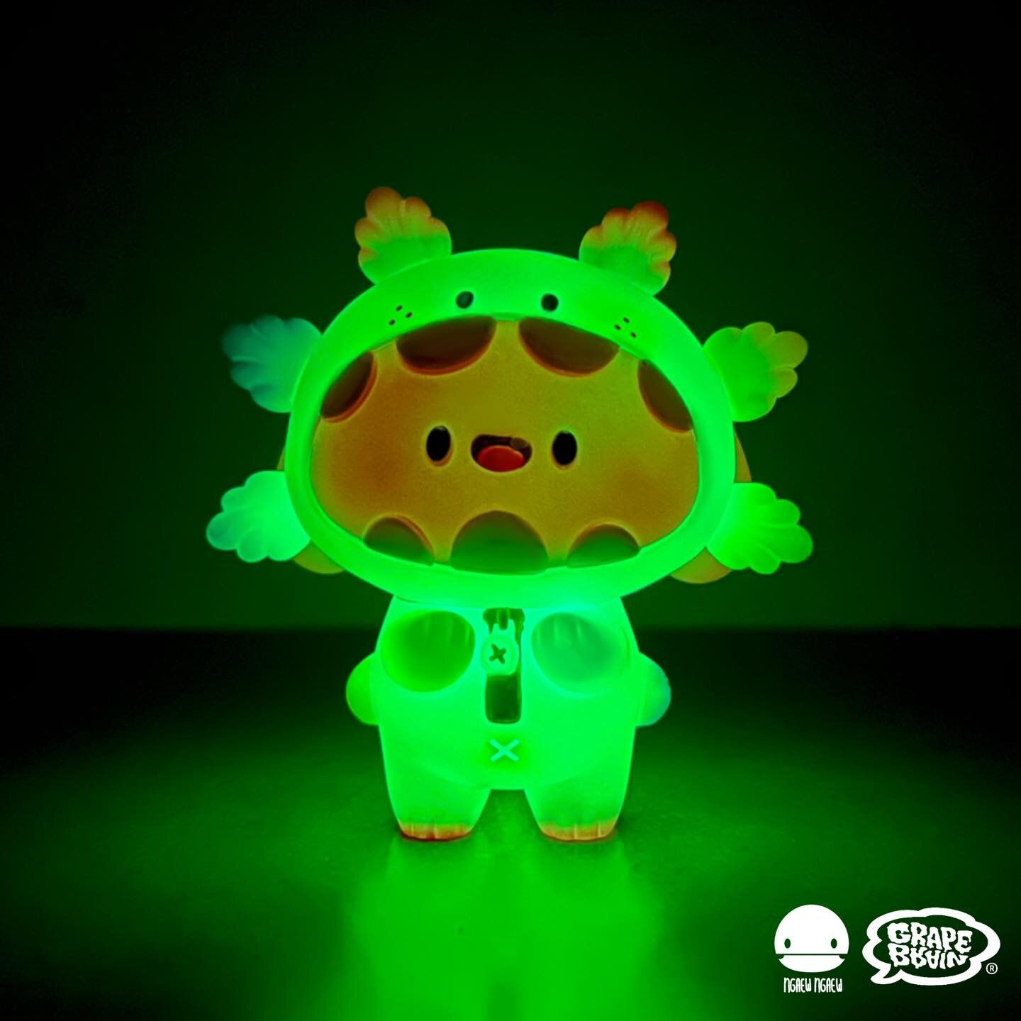 Ngacaroni Rainbow by Pang Ngaew x Grape Brain - The Toy Chronicle