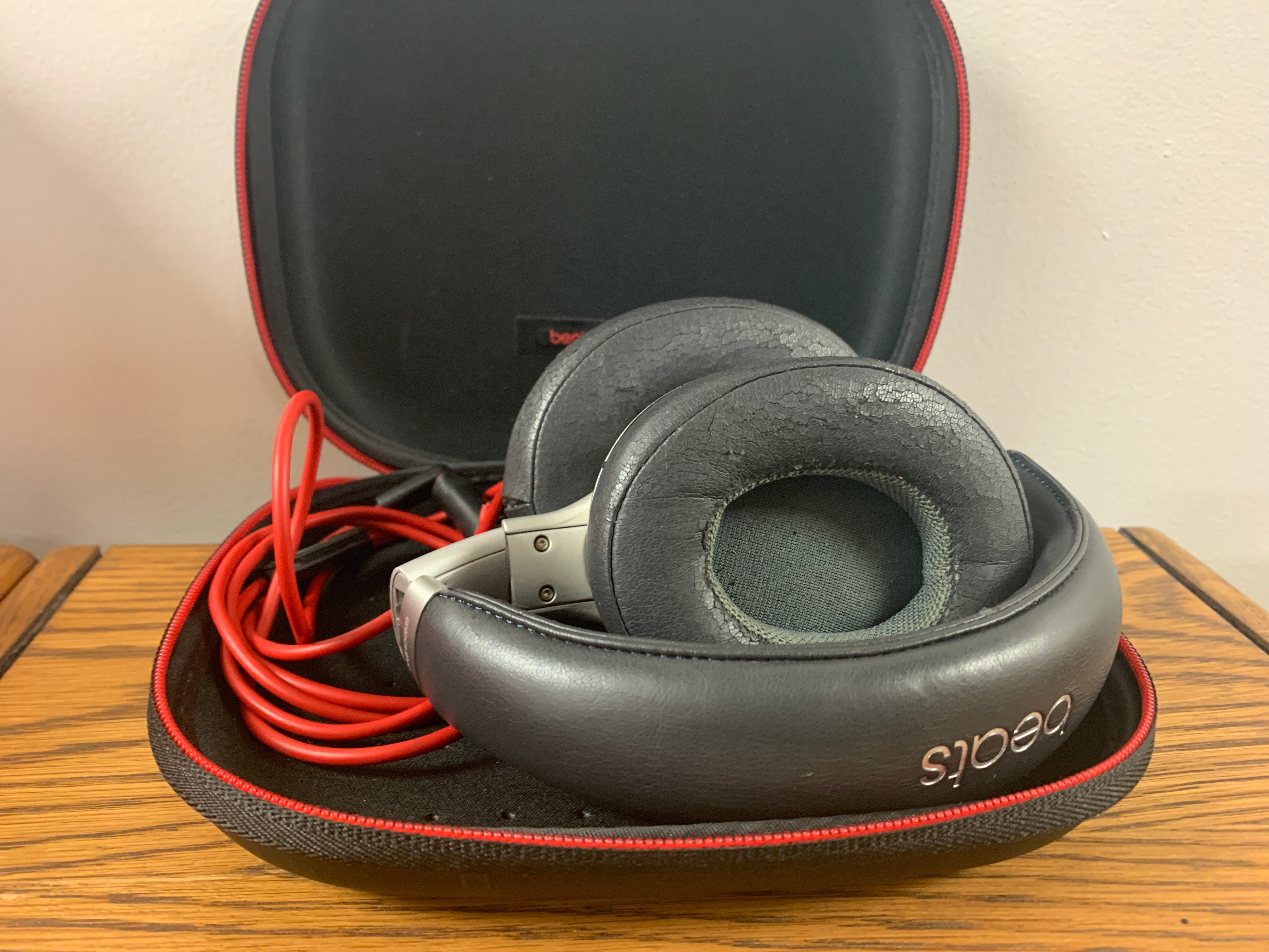 Beats By Dr. Dre Beats Executive Over Ear Wired Headphones