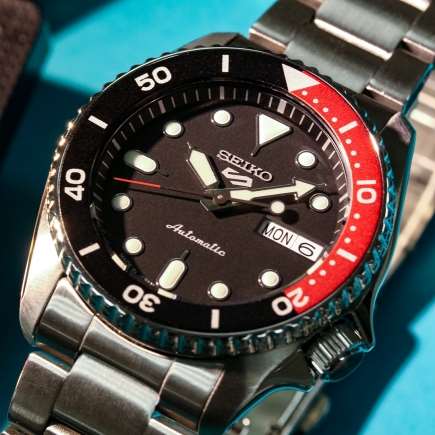 セイコー 5スポーツ】SKX Mid-size特注カラーが登場！ | NEW ITEM
