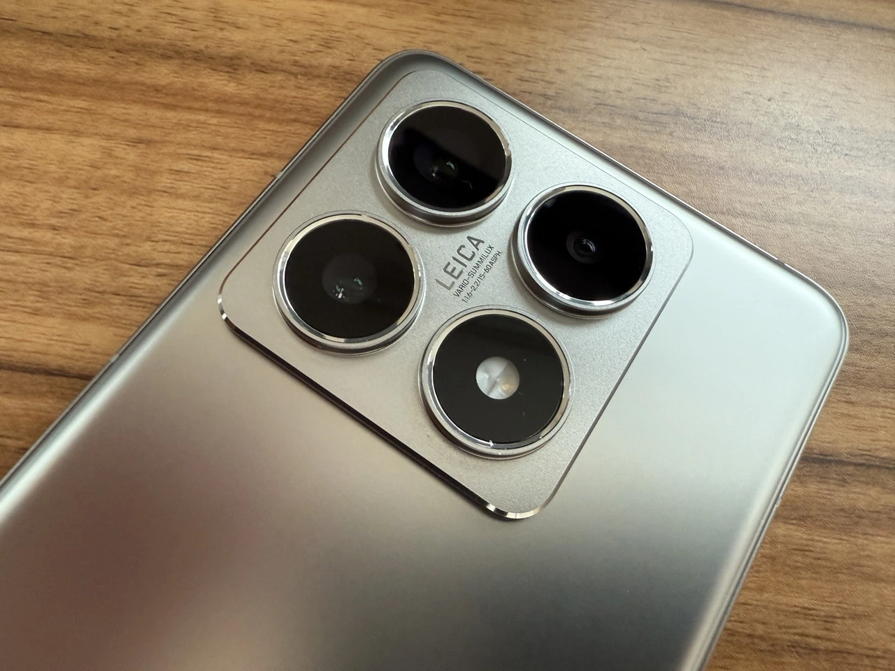 Xiaomi 14T Pro』レビュー、Dimensity 9300+搭載、高級感も抜群の