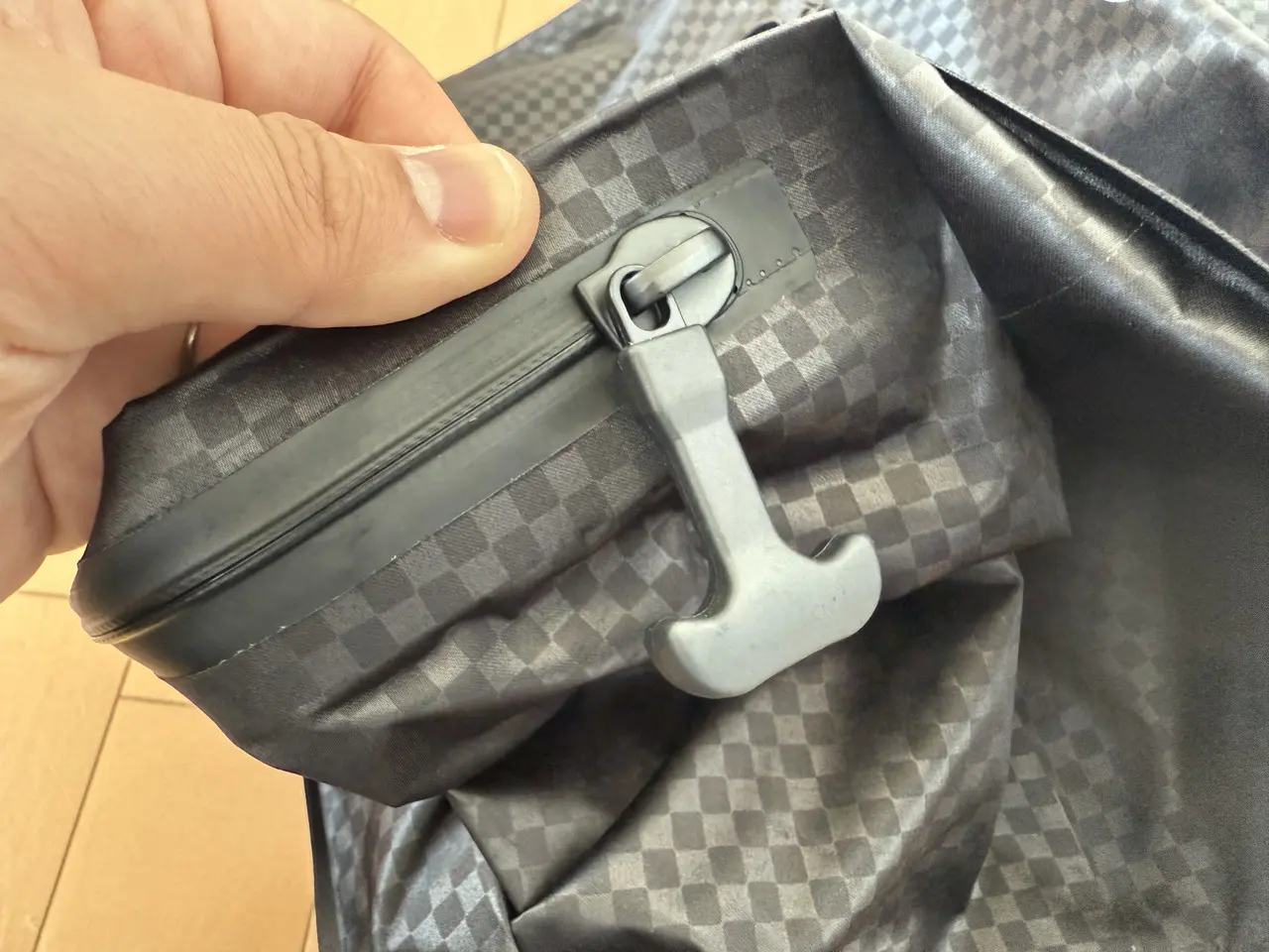 YOYOVAC トラベル圧縮袋』レビュー、わずか1分で高効率圧縮、大量の