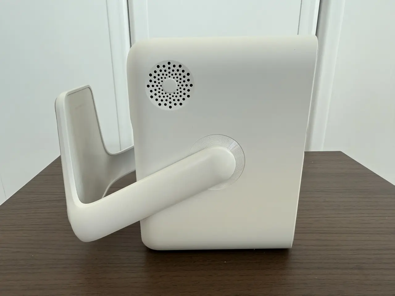 Wanbo T2 Ultra』レビュー、Android TV 11.0搭載、天井投影も可能な