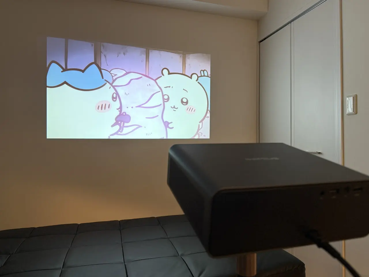 iWiMiUS P65 実機レビュー！Netflix公式対応＆1000ANSIのスマート