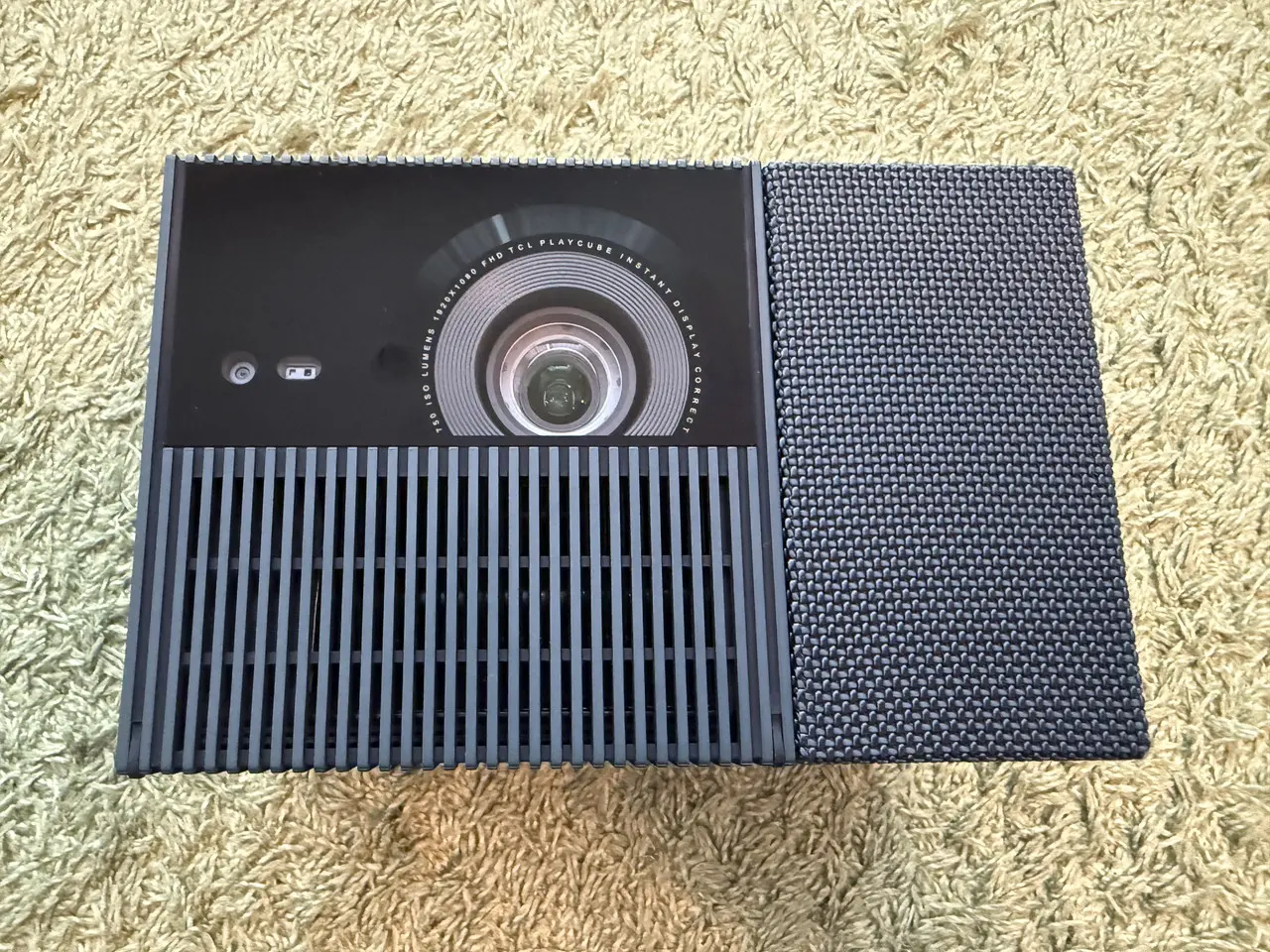 TCL PlayCube 実機レビュー！所有欲を満たすデザイン、バッテリー内蔵