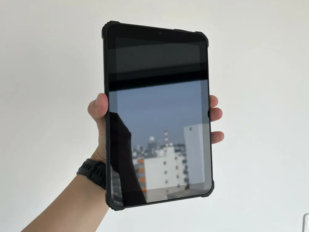 OUKITEL RT3』レビュー | コンパクトかつ頑丈な8インチ型タフネス