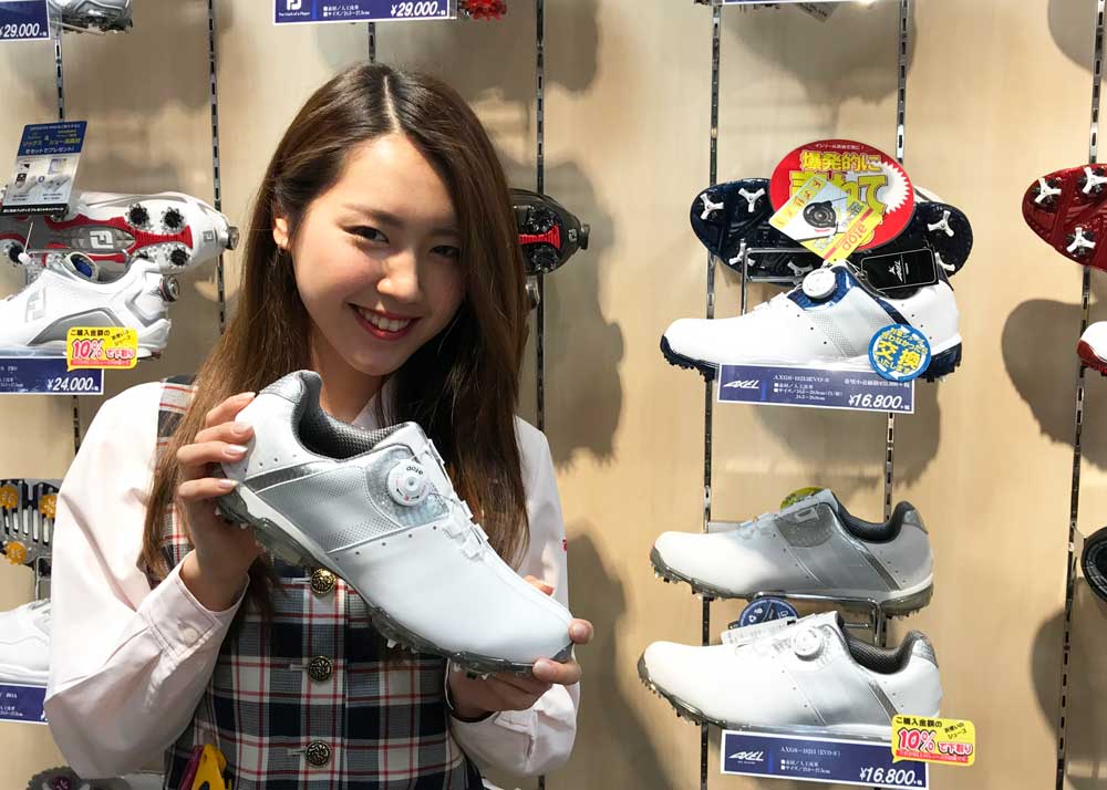 はき心地、快柔。アクセルEVOFLEX-Sシューズ新色追加！ | つるやゴルフ