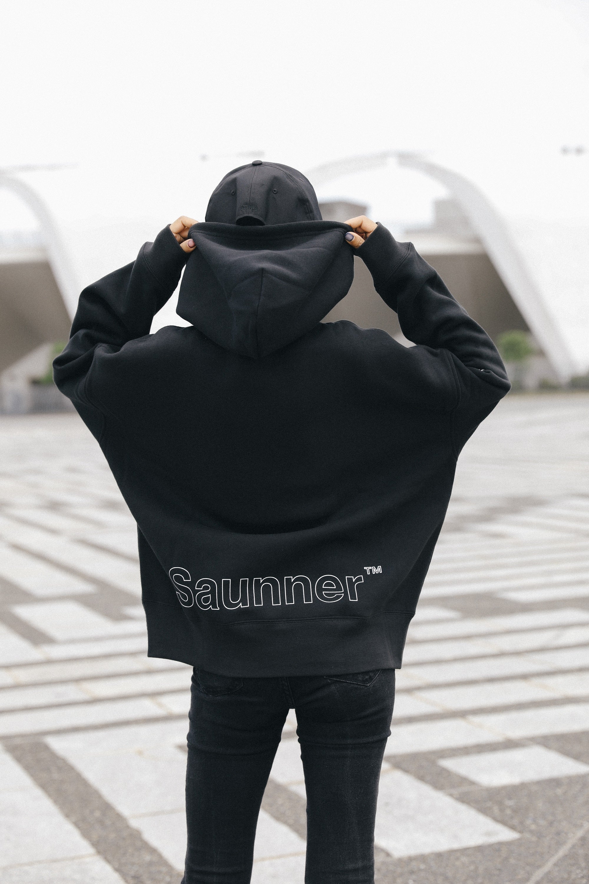 Saunner™️ Back to Black Hooded Sweatshirt – SHOP [TTNE]