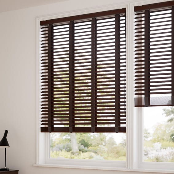 シンプル ダークブラウン＆ブラウン ウッドブラインド