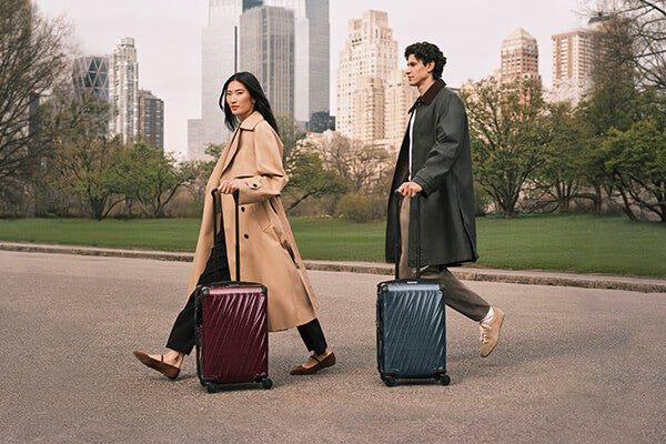 ALPHA BRAVO ウィールド・ダッフル・キャリーオン ブラック｜TUMI