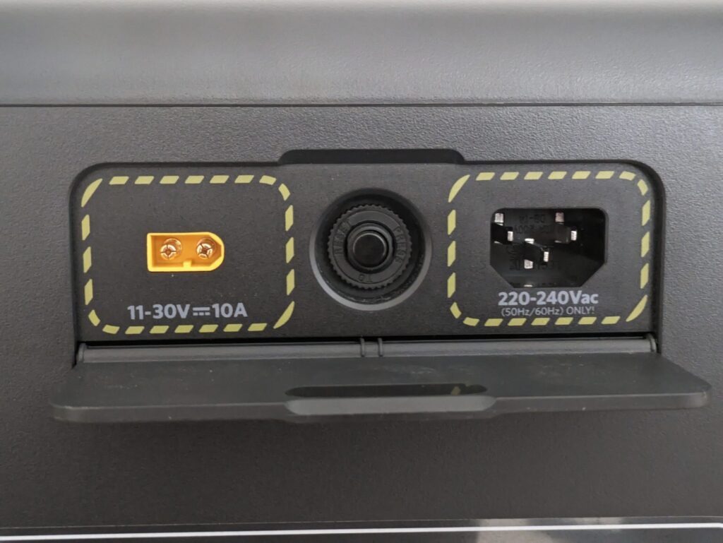 Anker SOLIX F1200 Review: Solid and rugged portable power