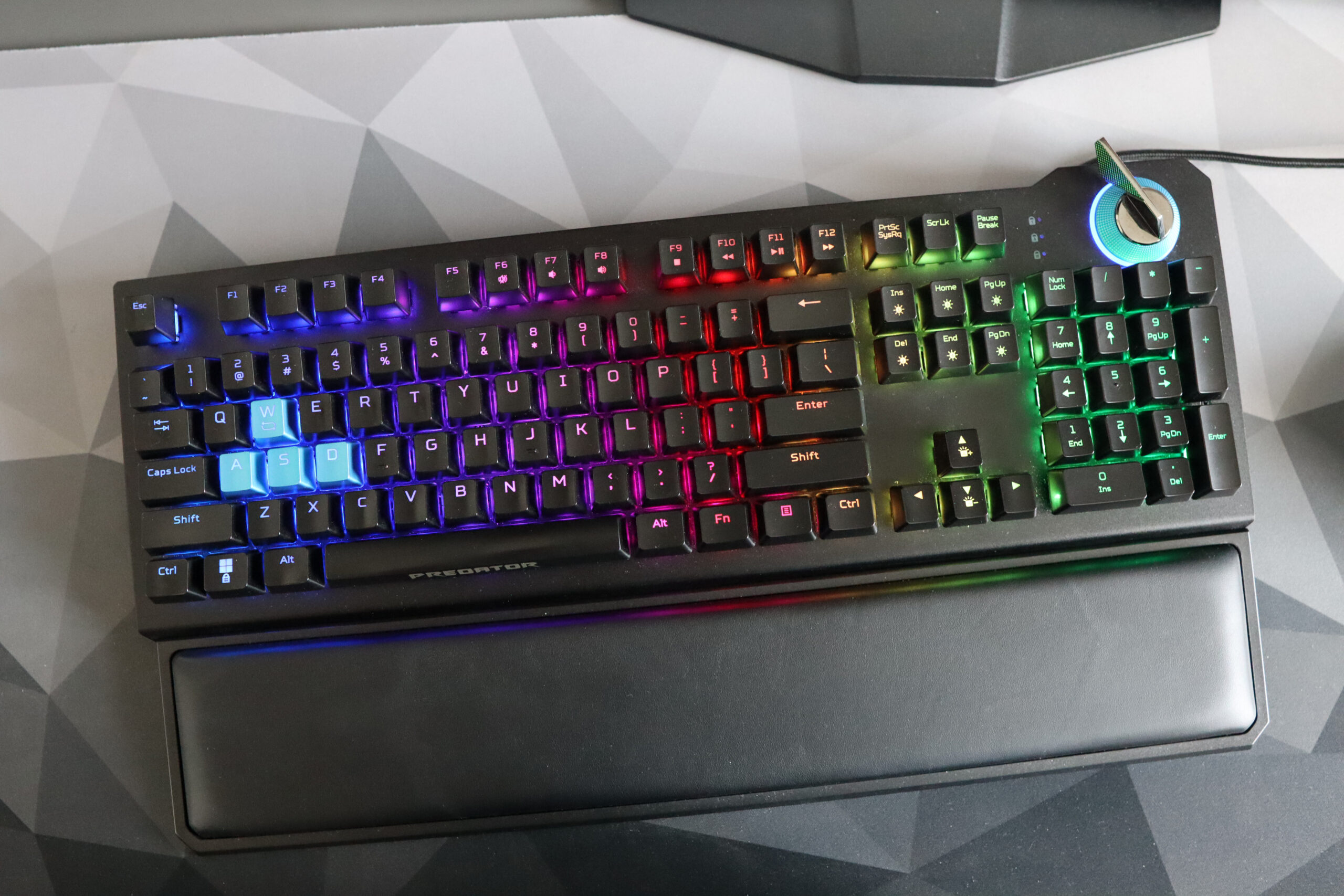 Acer-Predator-Aethon-700-11-